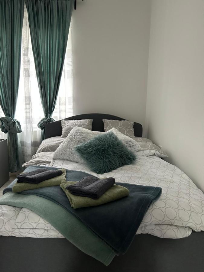 Sophie'S Urban Nest Leilighet Miskolc Eksteriør bilde